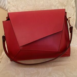 Chic Red Leather Women's Shoulder Bag